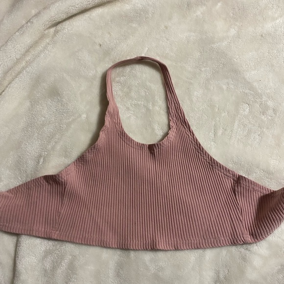 Halter top - Picture 2 of 2